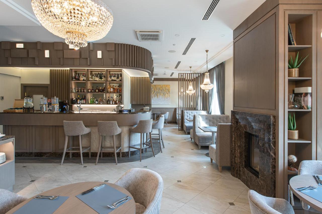 Отель Calvary & Restaurant 3*